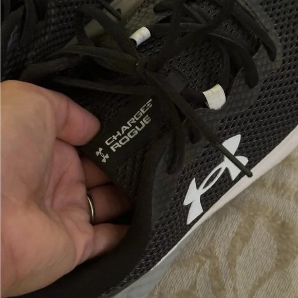 Men’s Under Armour Shoes - Picture 9 of 9